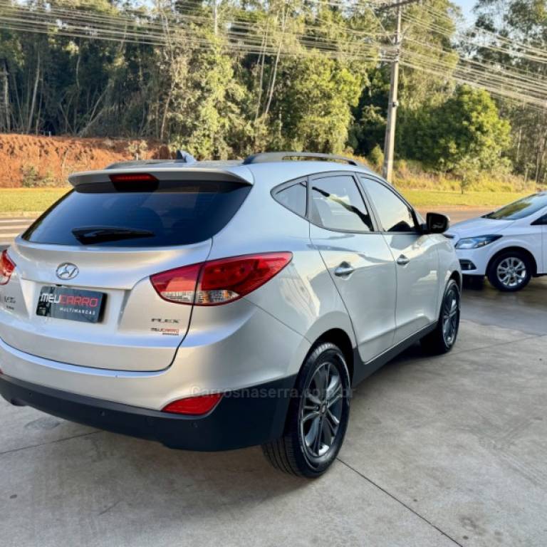 HYUNDAI - IX35 - 2020/2020 - Prata - R$ 94.900,00