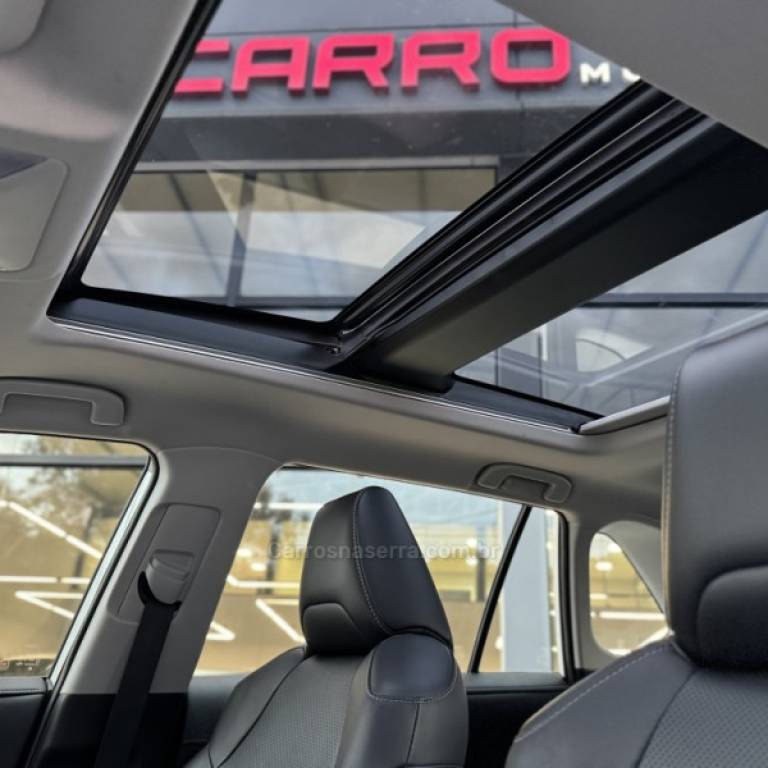 TOYOTA - RAV4 - 2019/2019 - Branca - R$ 169.900,00