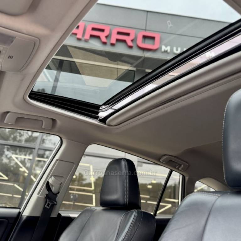 TOYOTA - RAV4 - 2018/2018 - Branca - R$ 129.900,00