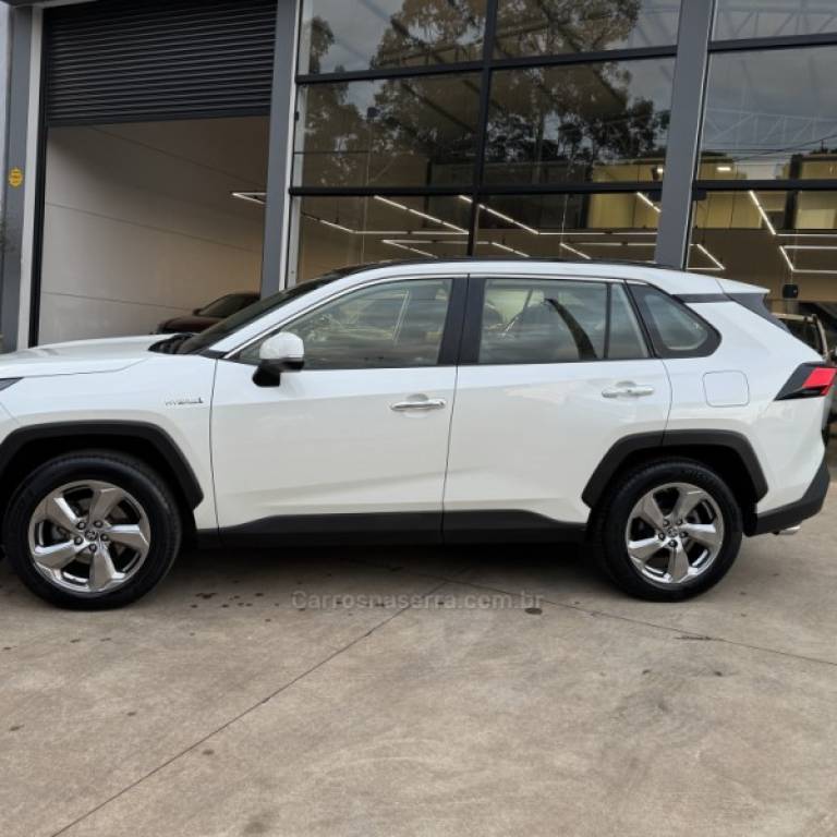 TOYOTA - RAV4 - 2019/2019 - Branca - R$ 169.900,00