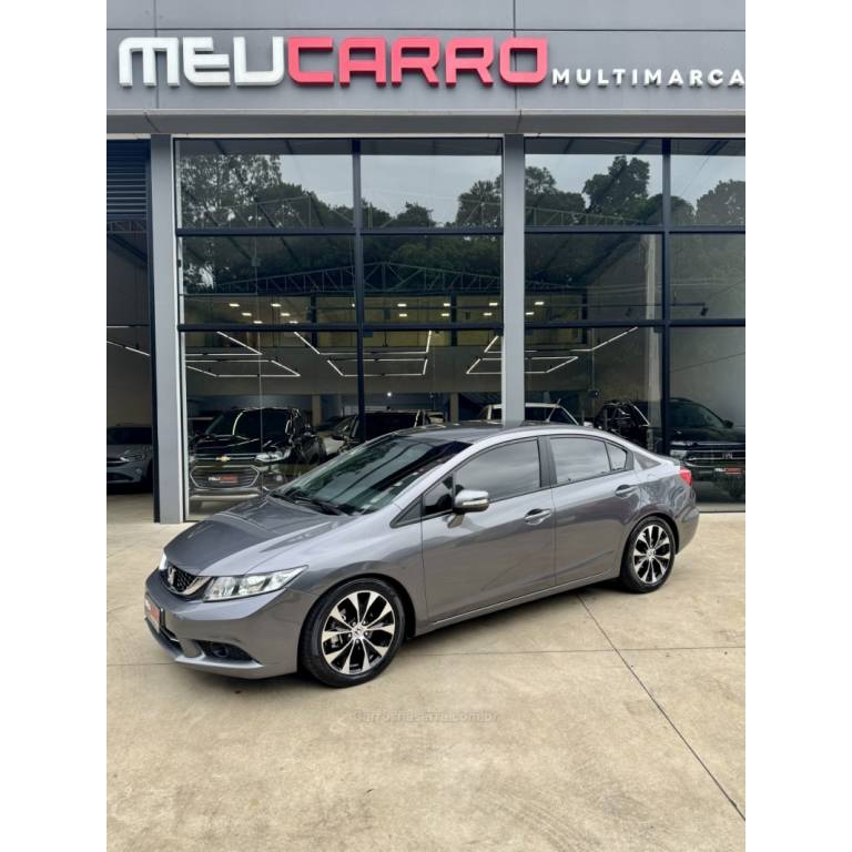 HONDA - CIVIC - 2015/2016 - Cinza - R$ 83.900,00