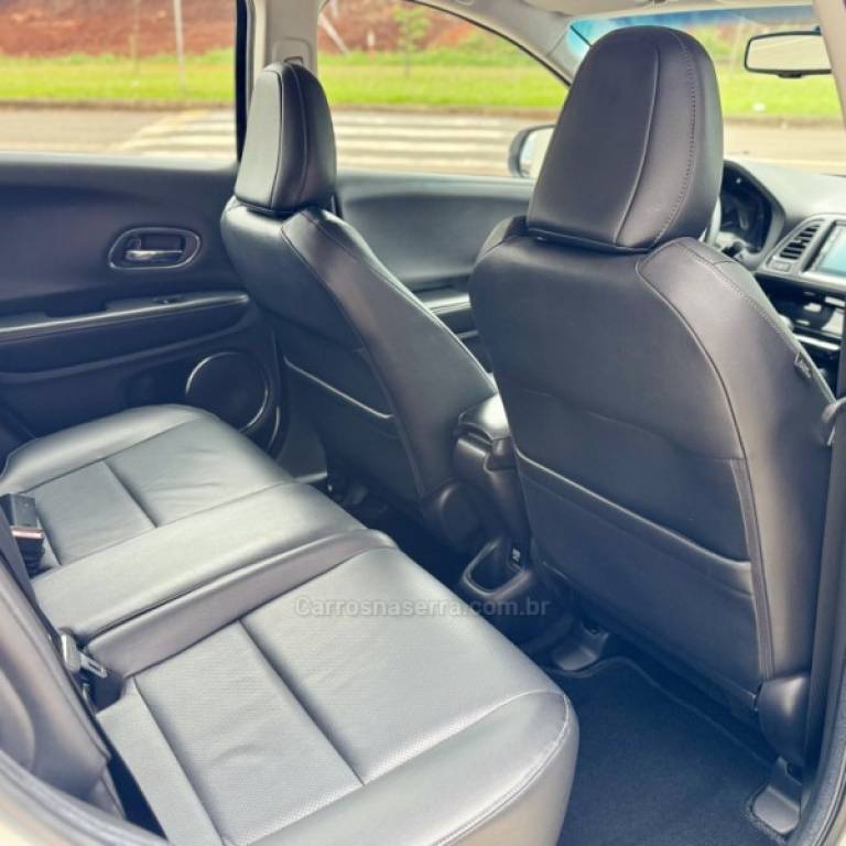 HONDA - HR-V - 2021/2021 - Branca - R$ 119.900,00