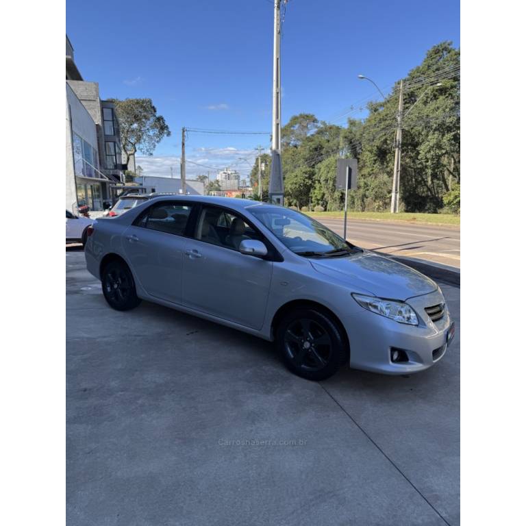 TOYOTA - COROLLA - 2009/2009 - Prata - R$ 59.900,00