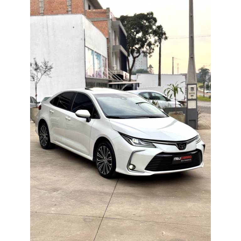 TOYOTA - COROLLA - 2019/2020 - Branca - Sob Consulta