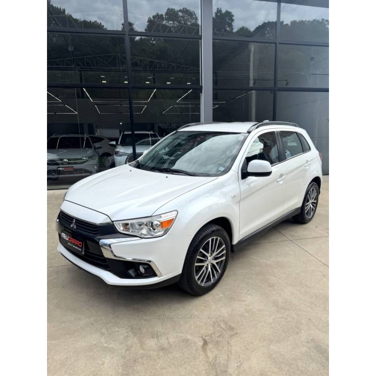 MITSUBISHI - ASX - 2017/2018 - Branca - R$ 94.900,00