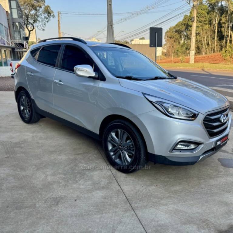 HYUNDAI - IX35 - 2020/2020 - Prata - R$ 94.900,00