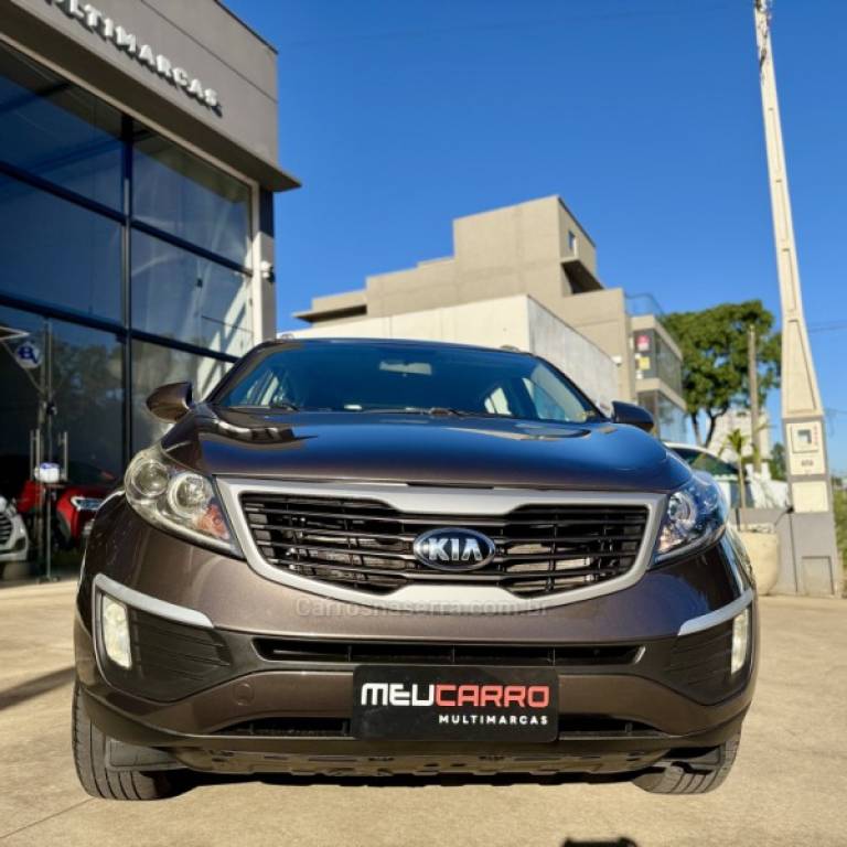 KIA MOTORS - SPORTAGE - 2012/2013 - Marrom - R$ 69.900,00