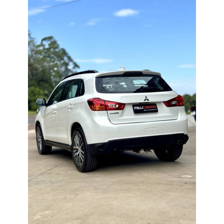 MITSUBISHI - ASX - 2017/2018 - Branca - R$ 94.900,00