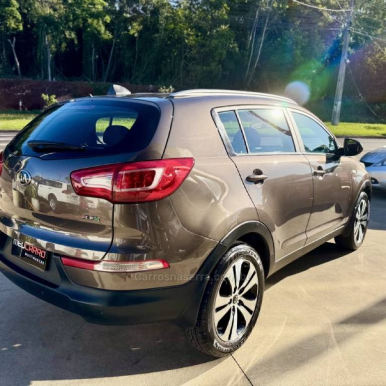 KIA MOTORS - SPORTAGE - 2012/2013 - Marrom - R$ 69.900,00