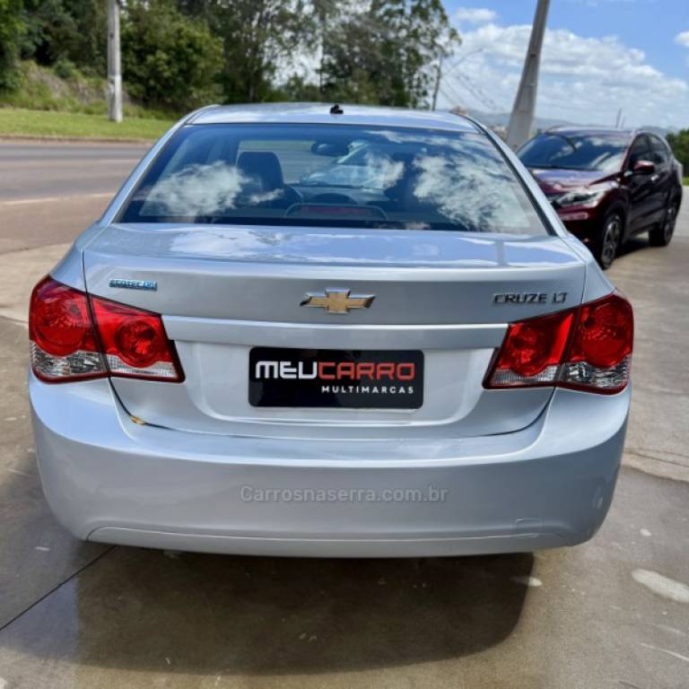 CHEVROLET - CRUZE - 2012/2012 - Prata - R$ 58.900,00