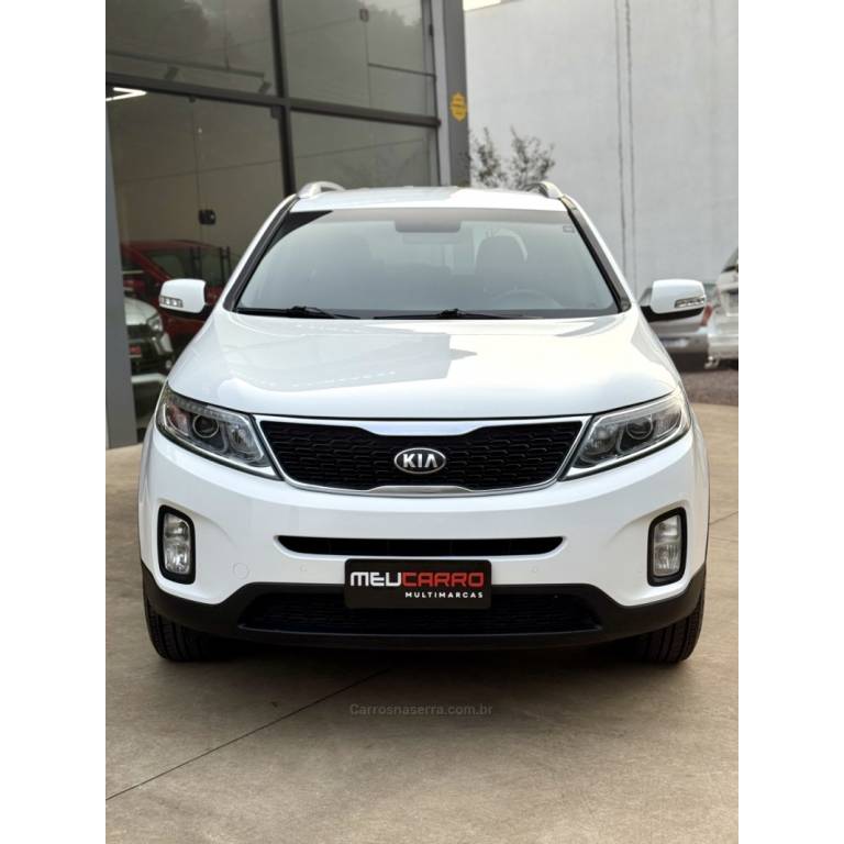 KIA MOTORS - SORENTO - 2014/2015 - Branca - Sob Consulta