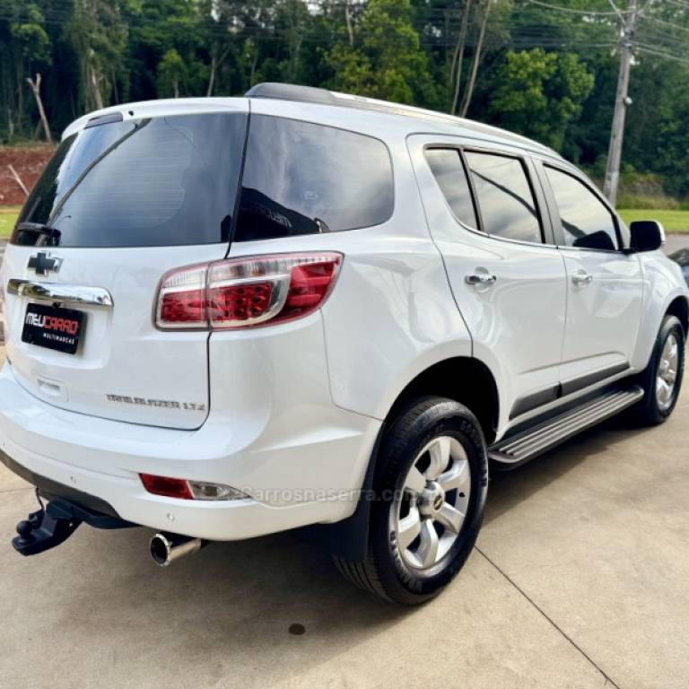 CHEVROLET - TRAILBLAZER - 2013/2013 - Branca - R$ 118.900,00