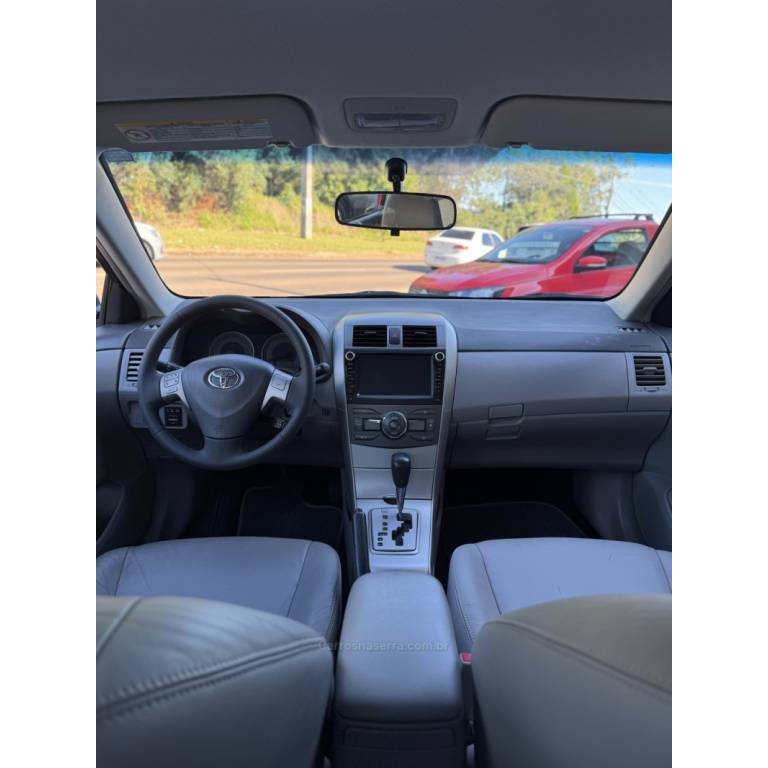 TOYOTA - COROLLA - 2009/2009 - Prata - R$ 59.900,00