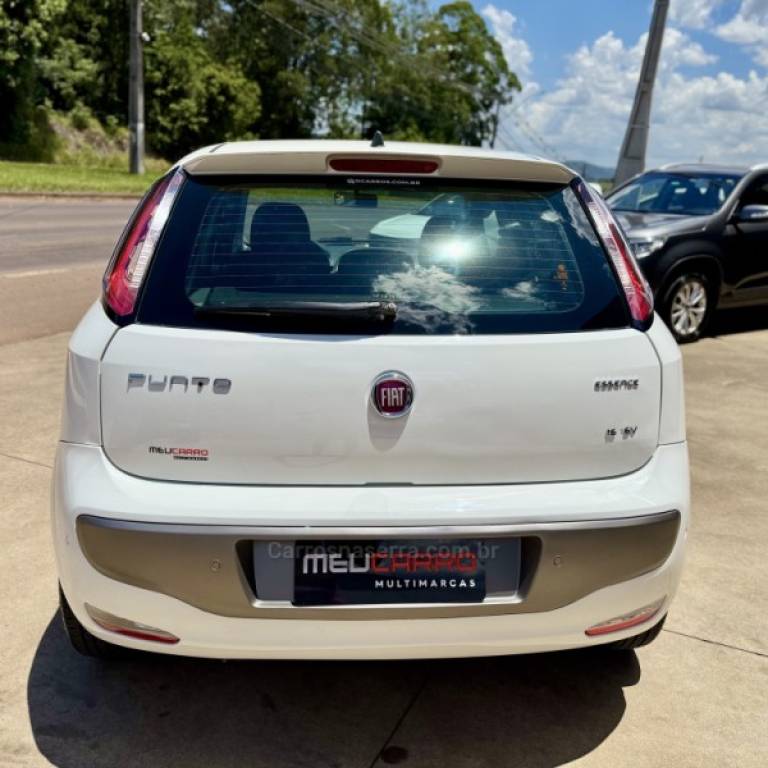 FIAT - PUNTO - 2014/2015 - Branca - R$ 45.900,00