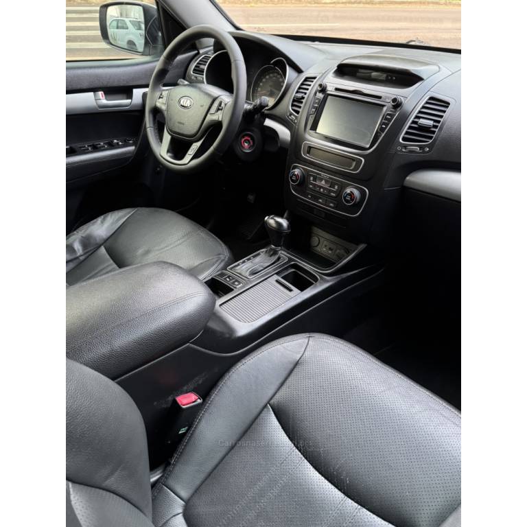 KIA MOTORS - SORENTO - 2014/2015 - Branca - Sob Consulta
