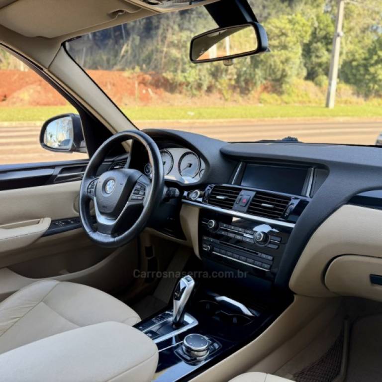 BMW - X3 - 2016/2015 - Preta - R$ 114.900,00
